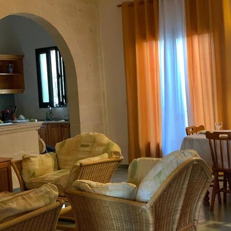 Apartmán Tal-Mirakli Għarb Exteriér fotografie